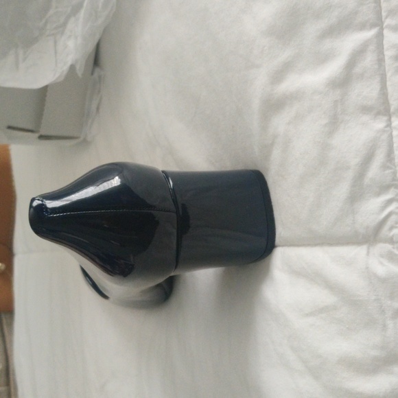 Calvin Klein Women's Navy Blue Pumps - Picture 3 of 9